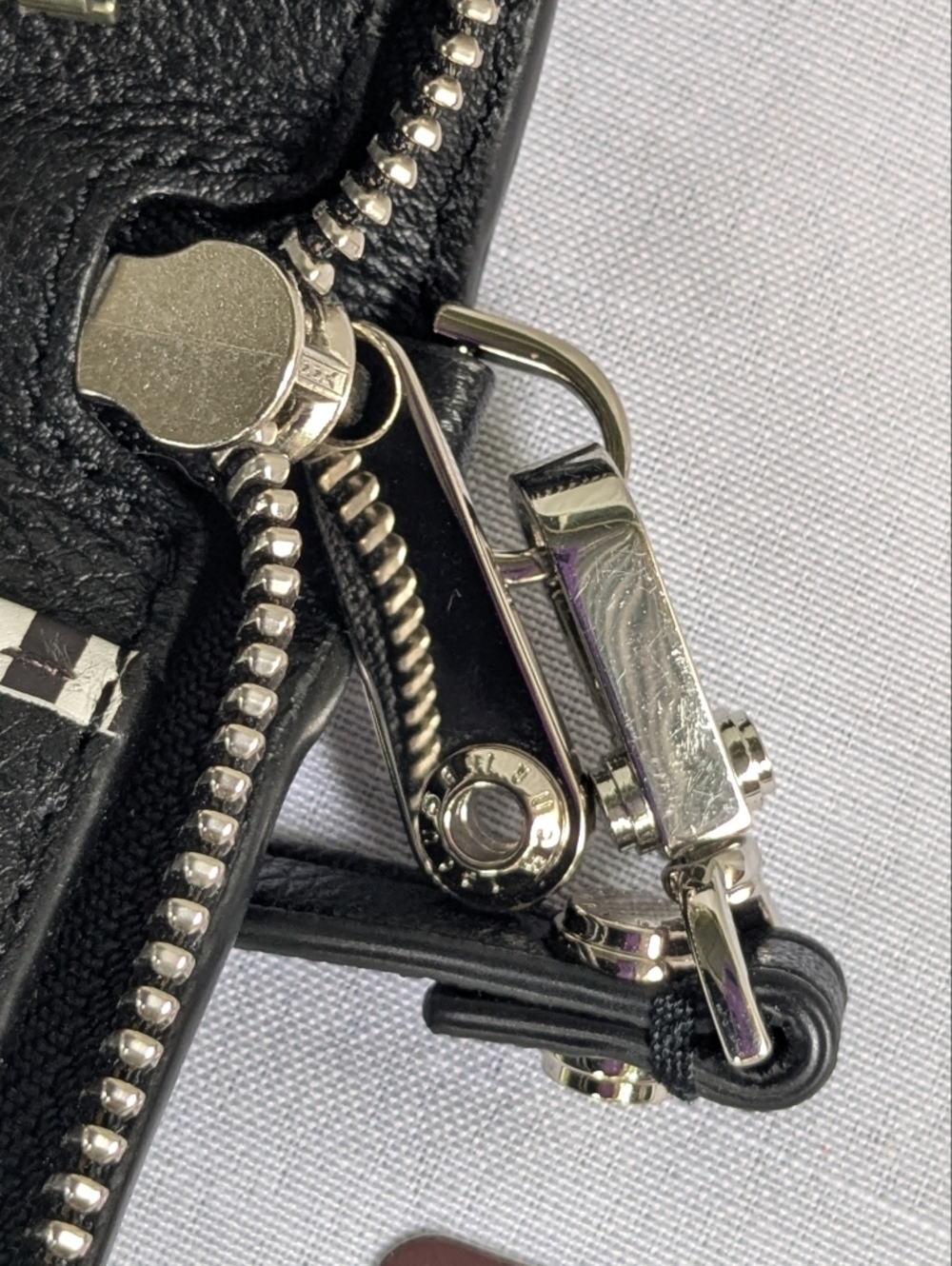 Henri Bendel Black Leather Handbag with Top Handle - Picture 8 of 9
